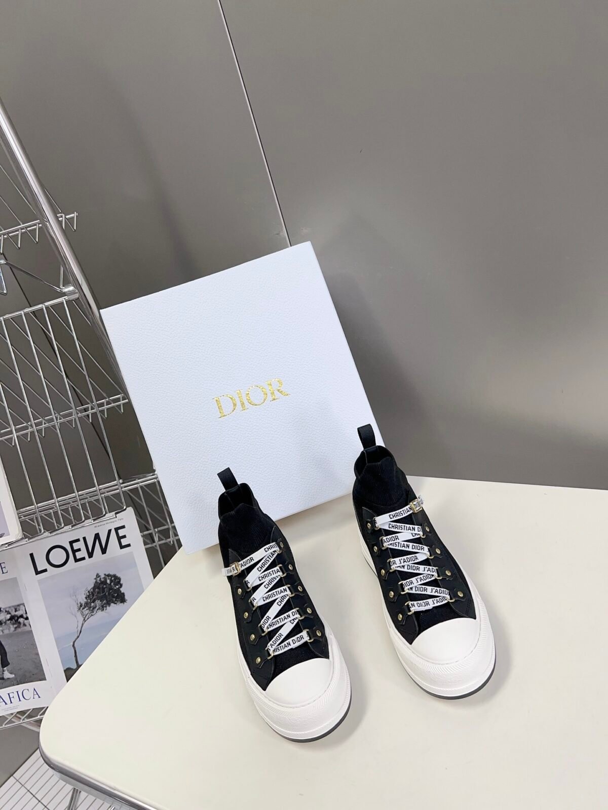 wsxc1756678792994_0 سنيكرز Sneakers مرتفع من ديور Dior - الصورة 1