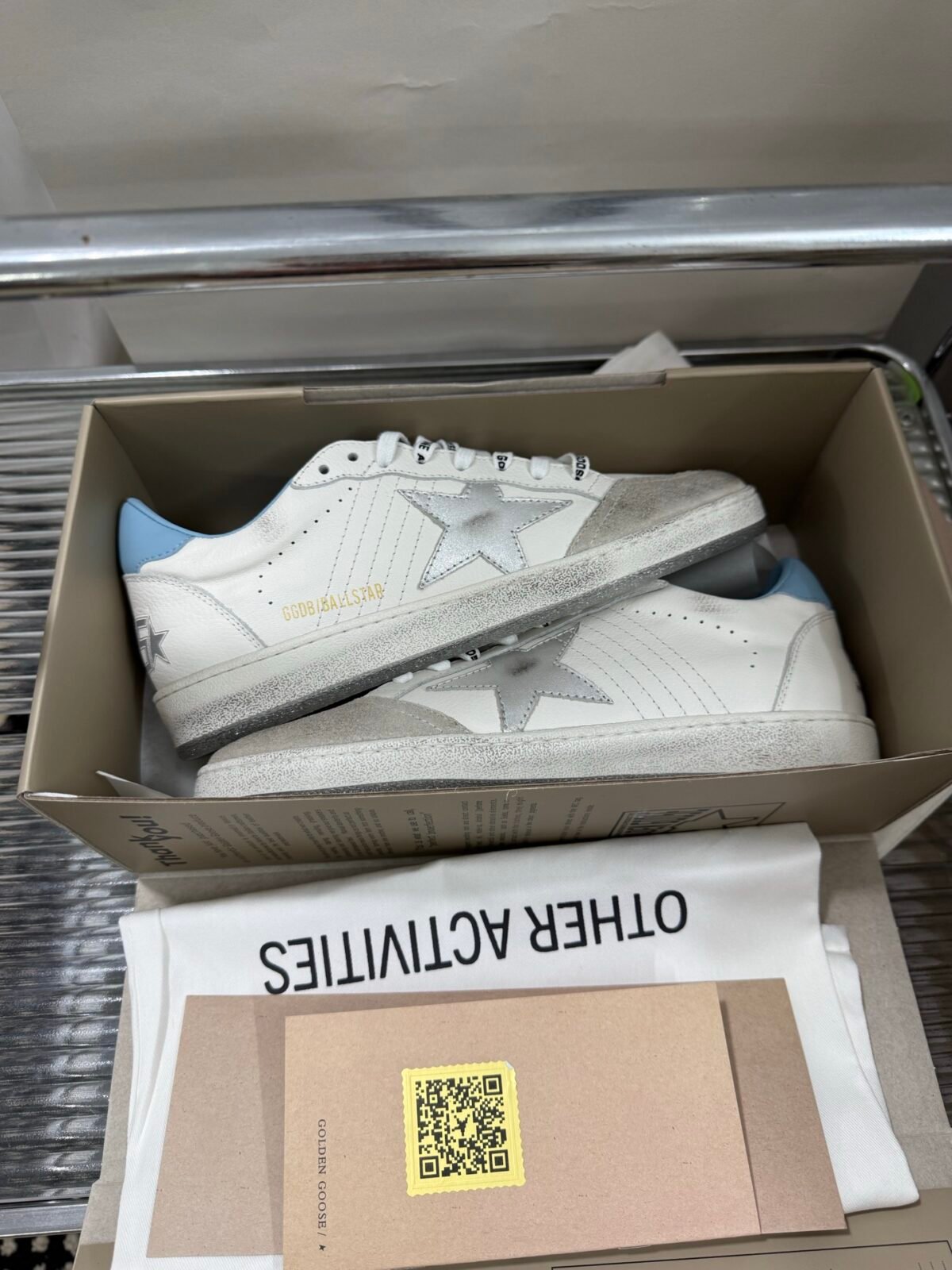 ⁦حذاء Golden Goose Ball Star⁩ - الصورة ⁦2⁩