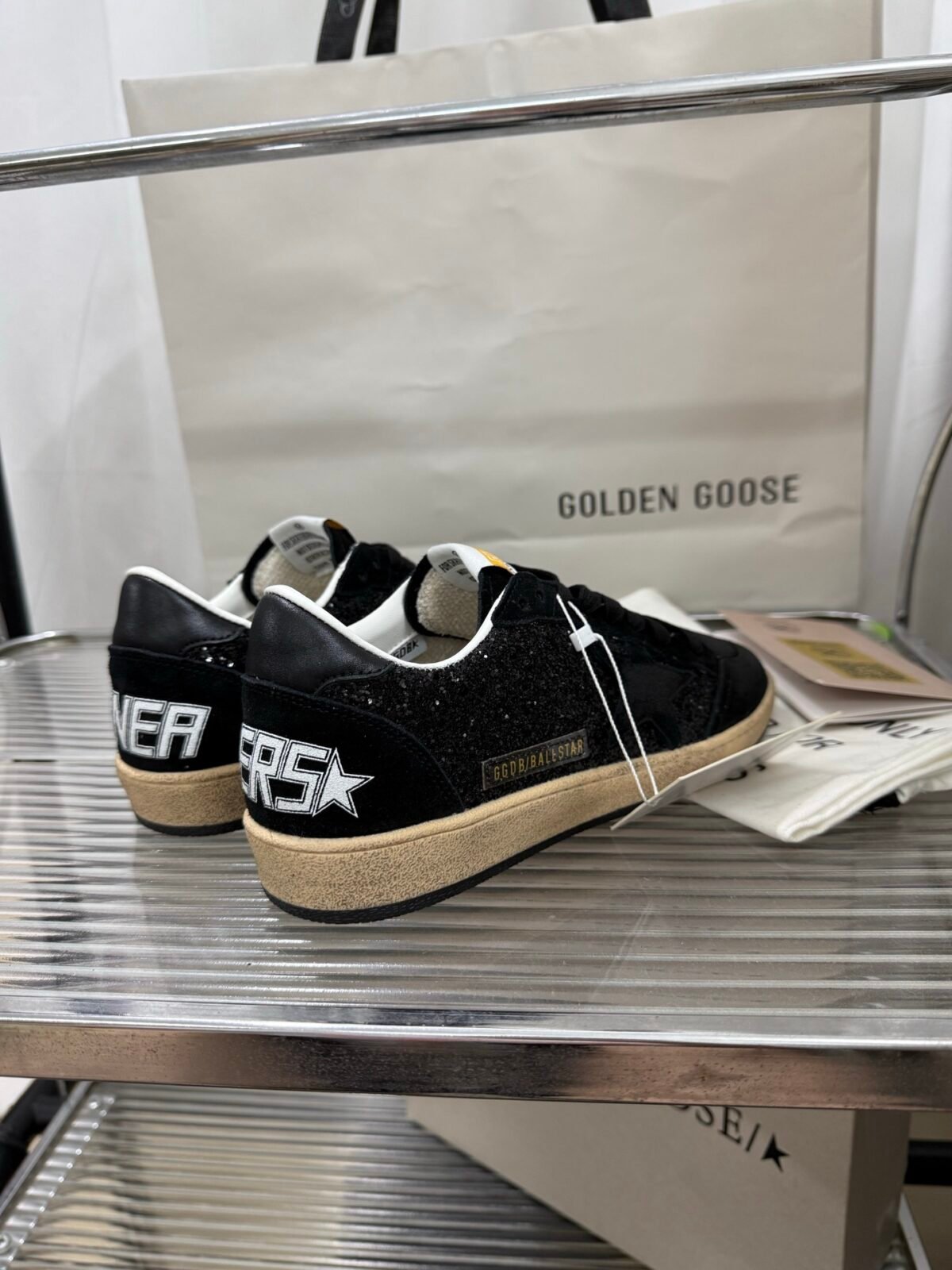 ⁦حذاء Golden Goose Ball Star⁩ - الصورة ⁦8⁩