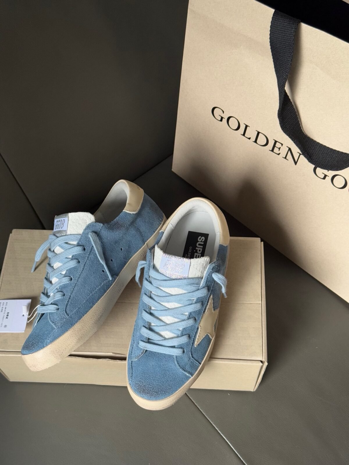 ⁦حذاء Golden Goose Superstar⁩ - الصورة ⁦5⁩