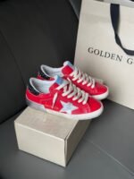 ⁦حذاء Golden Goose Superstar⁩ - الصورة ⁦3⁩