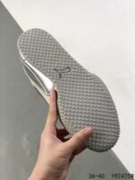 ⁦حذاء PUMA BELLA V2⁩ - الصورة ⁦10⁩