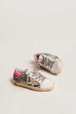⁦حذاء Golden Goose Superstar للأطفال⁩ - الصورة ⁦2⁩