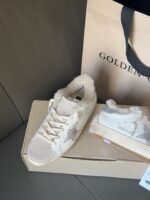 ⁦حذاء Golden Goose Superstar⁩ - الصورة ⁦4⁩