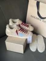 ⁦حذاء Golden Goose Superstar⁩ - الصورة ⁦4⁩