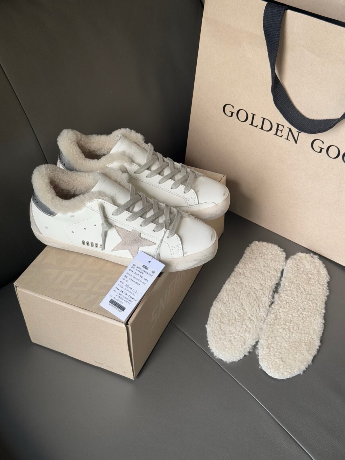 ⁦حذاء Golden Goose Superstar⁩ - الصورة ⁦5⁩