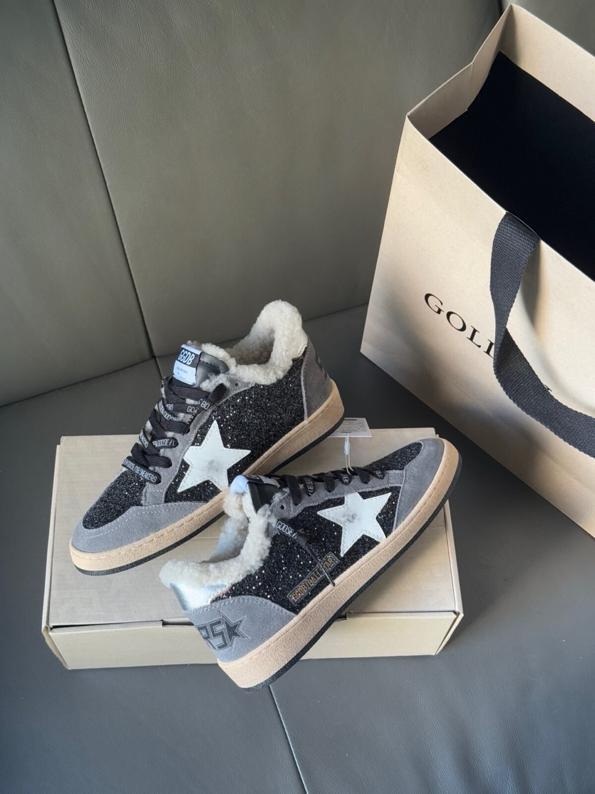 ⁦حذاء Golden Goose Ballstar⁩ - الصورة ⁦8⁩