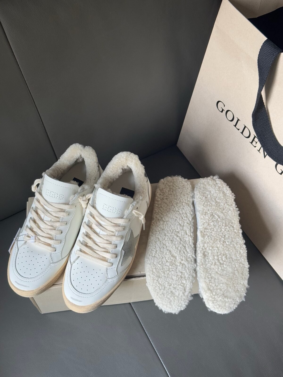 ⁦حذاء Golden Goose Ballstar⁩ - الصورة ⁦3⁩