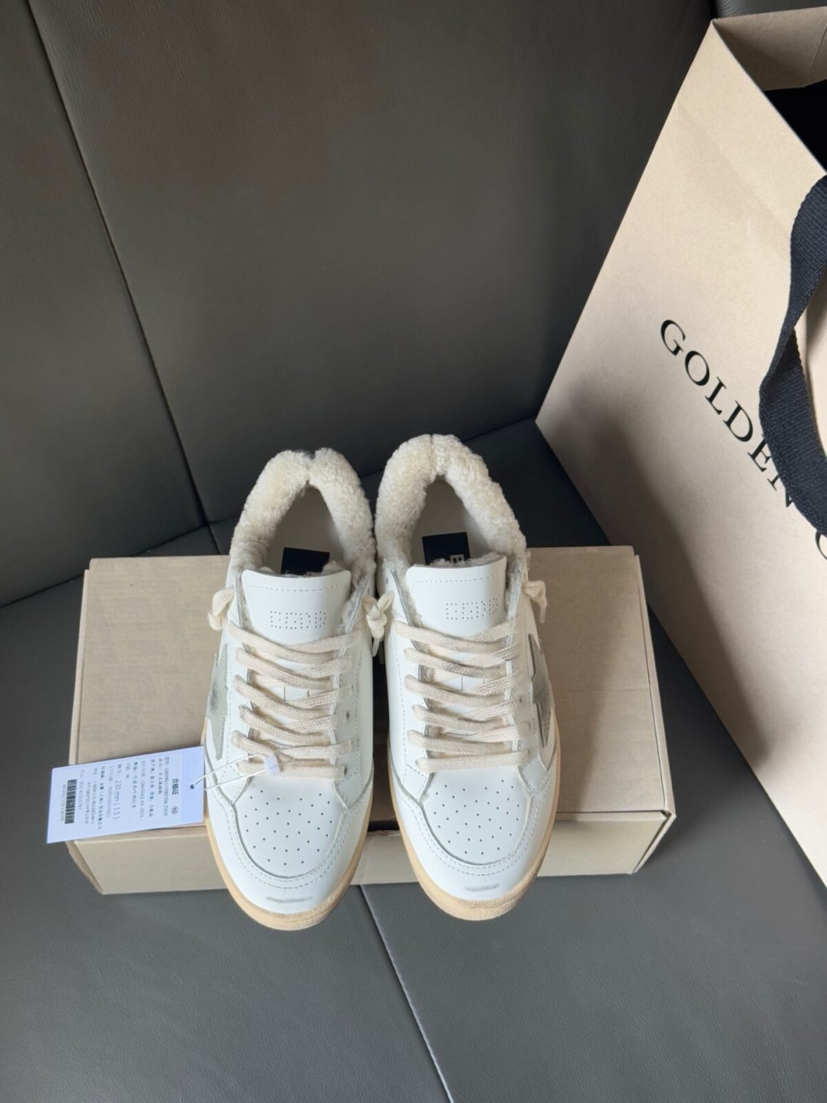 ⁦حذاء Golden Goose Ballstar⁩ - الصورة ⁦4⁩