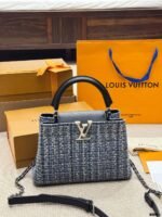 ⁦حقائب Louis Vuitton Capucines الأنيقة⁩ - الصورة ⁦2⁩