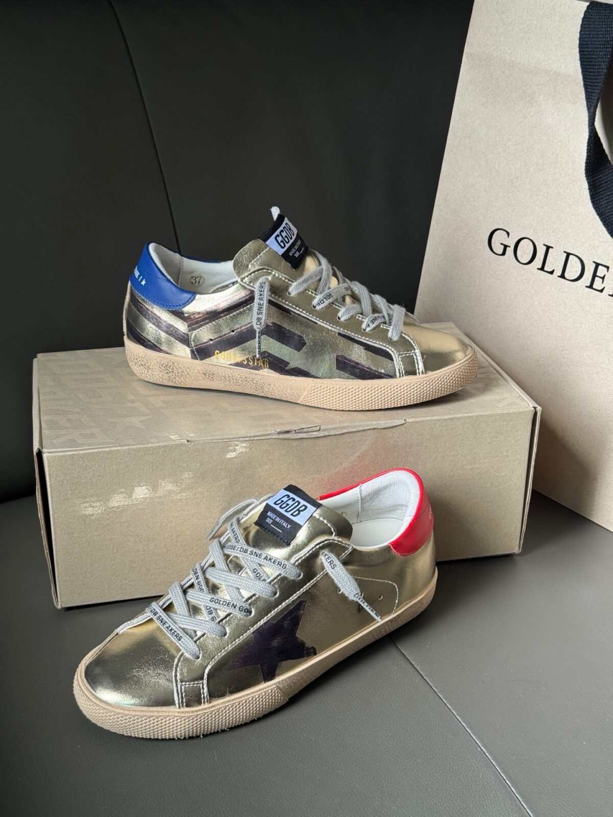 ⁦حذاء Golden Goose Superstar⁩ - الصورة ⁦1⁩
