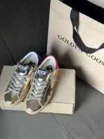 ⁦حذاء Golden Goose Superstar⁩ - الصورة ⁦2⁩