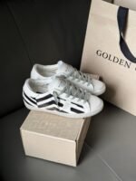 ⁦حذاء Golden Goose Superstar⁩ - الصورة ⁦2⁩