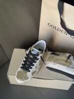 ⁦حذاء Golden Goose Superstar⁩ - الصورة ⁦3⁩