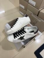 ⁦حذاء Golden Goose Superstar⁩ - الصورة ⁦7⁩