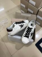 ⁦حذاء Golden Goose Superstar⁩ - الصورة ⁦6⁩