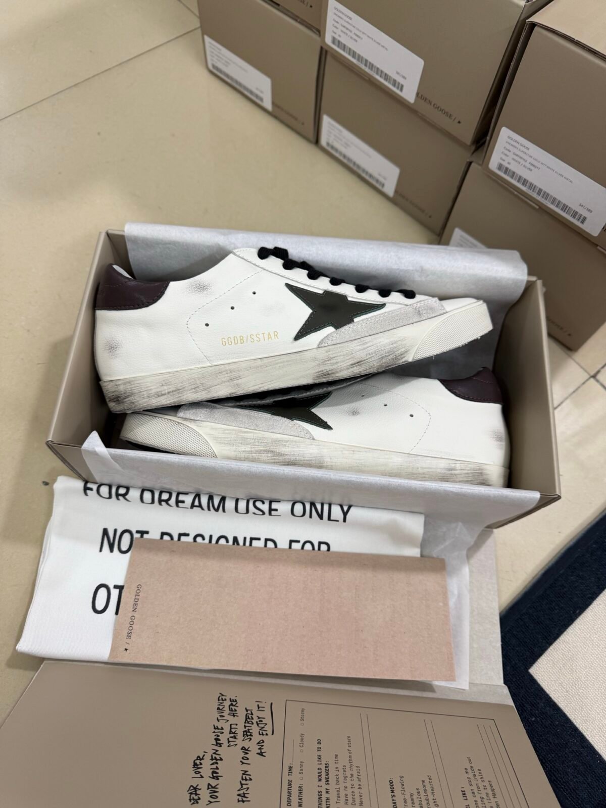 ⁦حذاء Golden Goose Superstar⁩ - الصورة ⁦9⁩