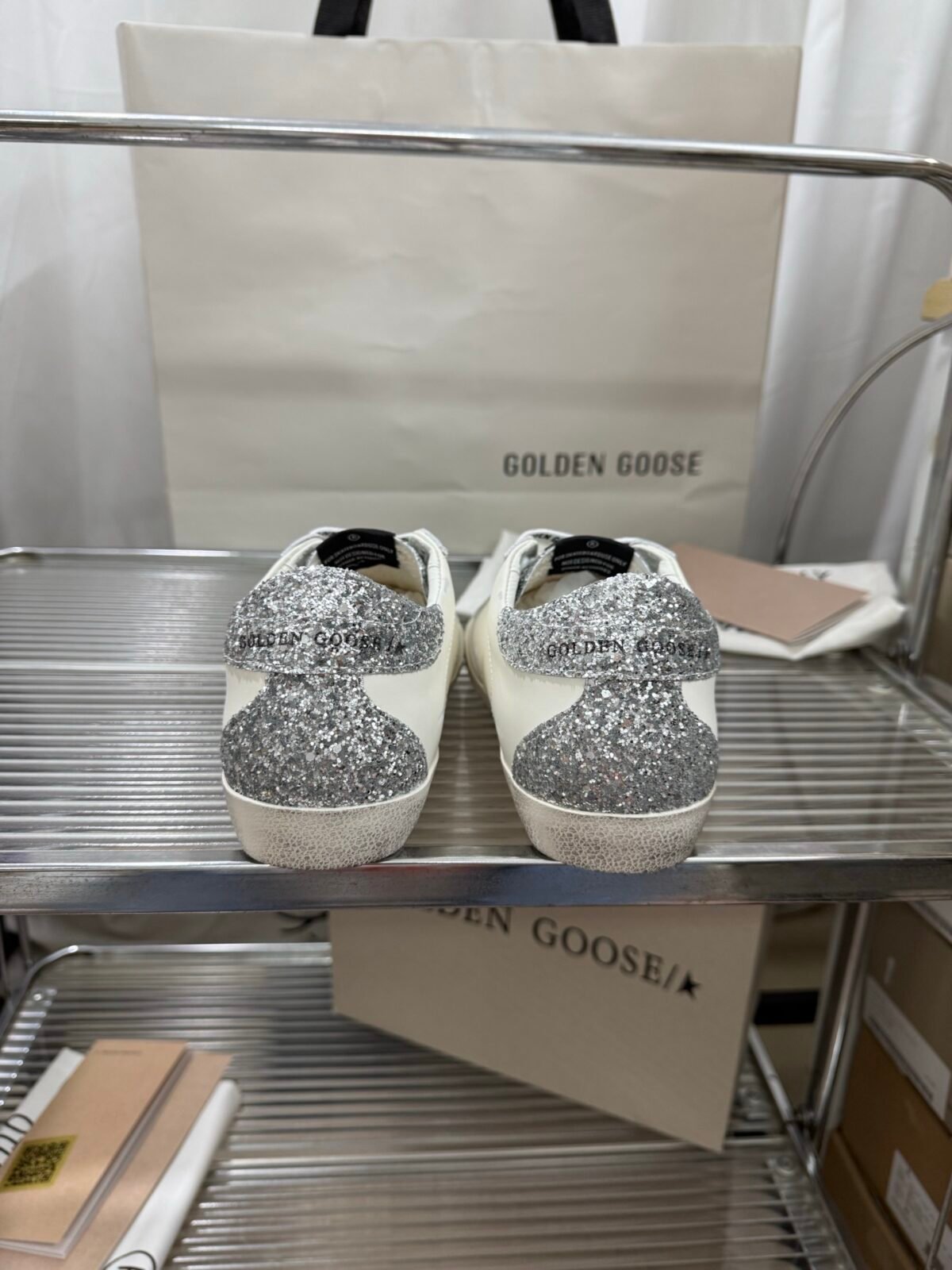 ⁦حذاء Golden Goose Superstar⁩ - الصورة ⁦8⁩