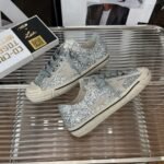 ⁦حذاء Golden Goose V-Star⁩ - الصورة ⁦7⁩